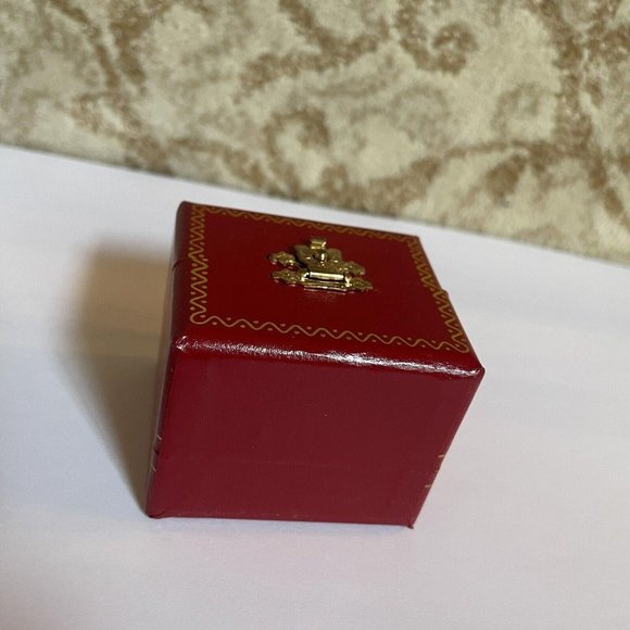 Other - Classic Style Valentine’s Day Red / Gold Tone Classical RING BOX Holder NWOT